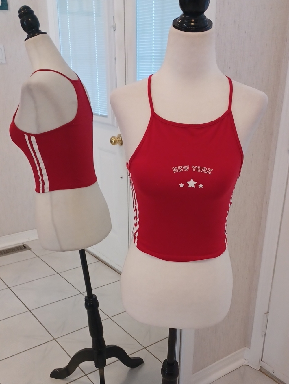 4/$60 H&M Red Cropped Tank Top - Size XS